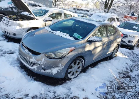 2013 Hyundai Elantra Limited from USA, damaged, VIN KMHDH4AE6DU945315